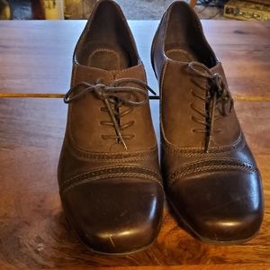 Clark brown oxford heels